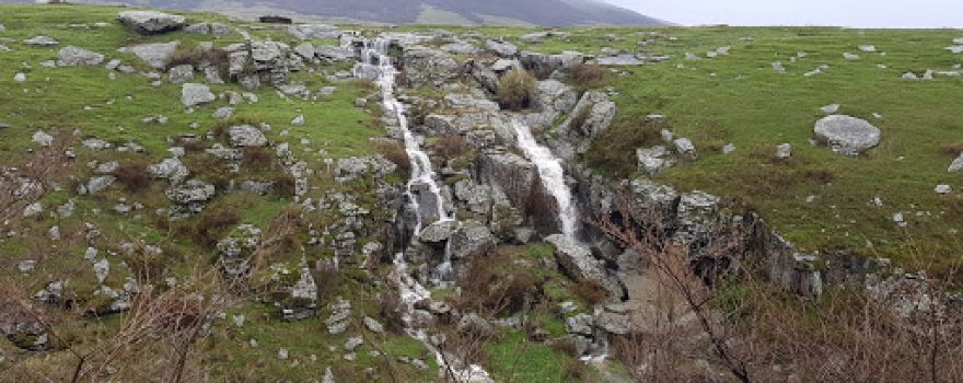 Ջրվեժ Waterfall