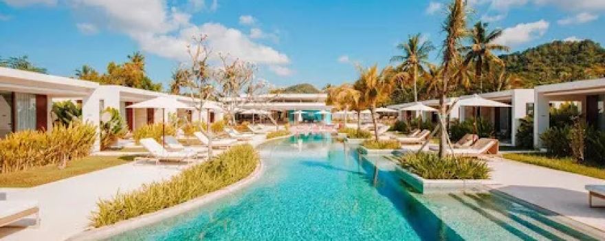 Amber Lombok Beach Resort