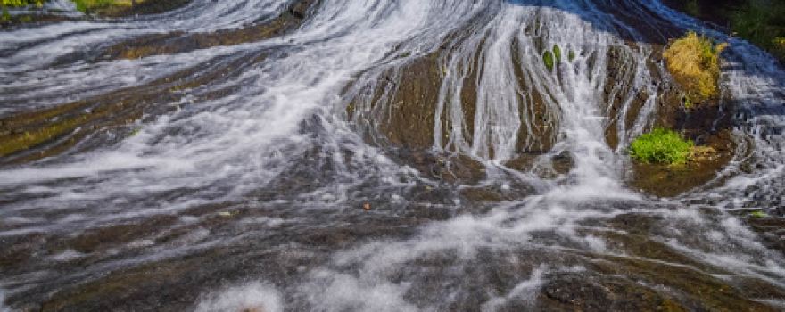 Djermouk Waterfalls