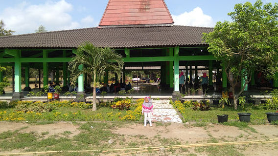 Village Hall Kemudo