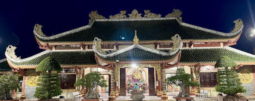 Buddha Temple Ba Nam Hai