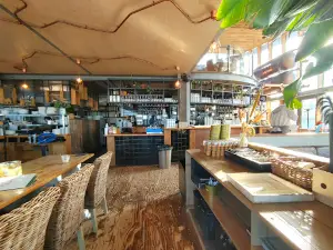 Beach Restaurant WOEST