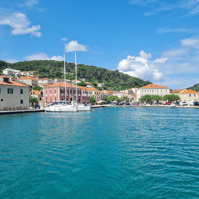 Pučišća - Central Dalmatia Croatia - Theme Trails