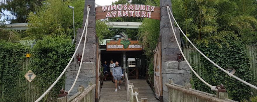 Dinosaures Aventure