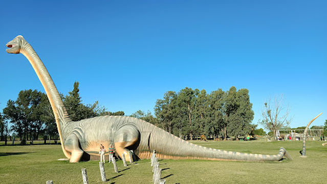 Temático de la Prehistoria “Livio M. Curto" Park