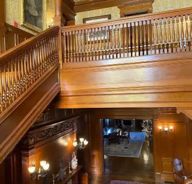 Hotels near Moody Mansion