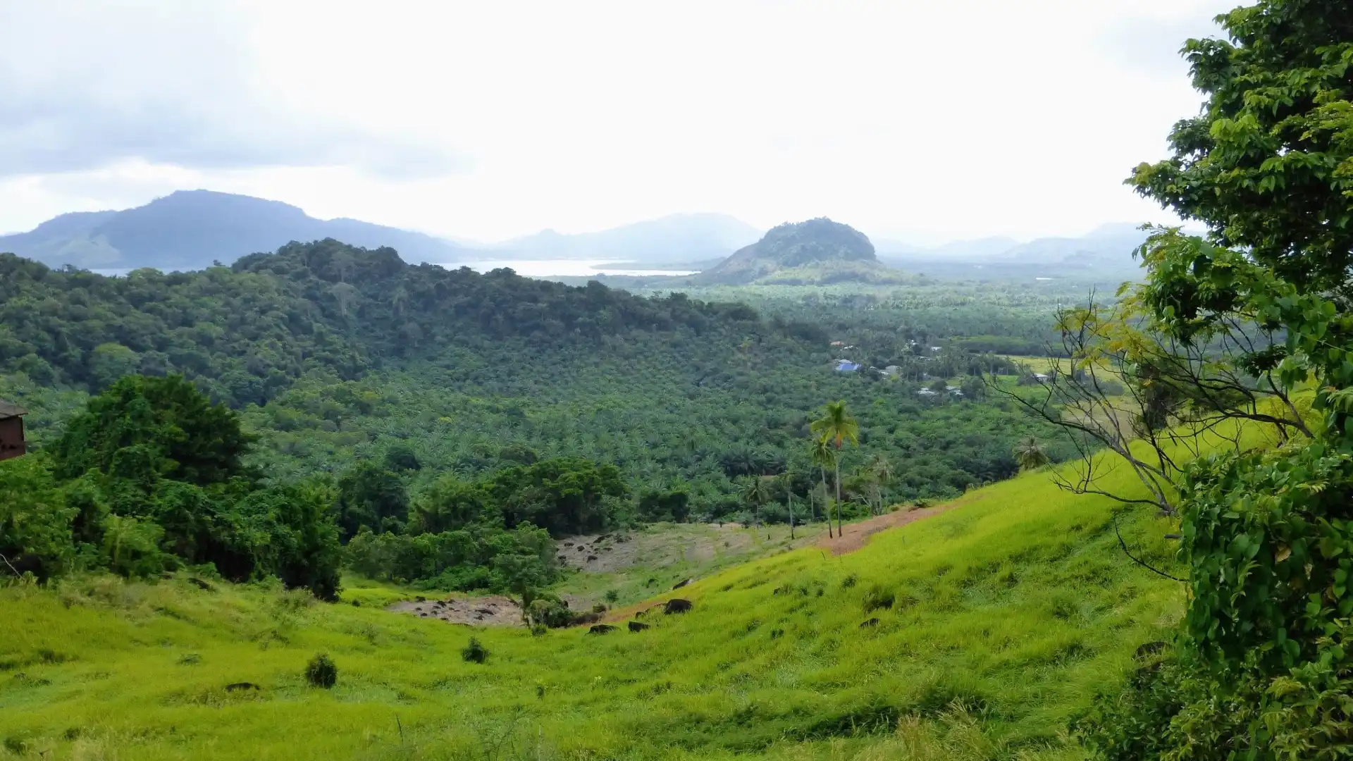 Hotels near Bukit Tengkorak Archaeological Site