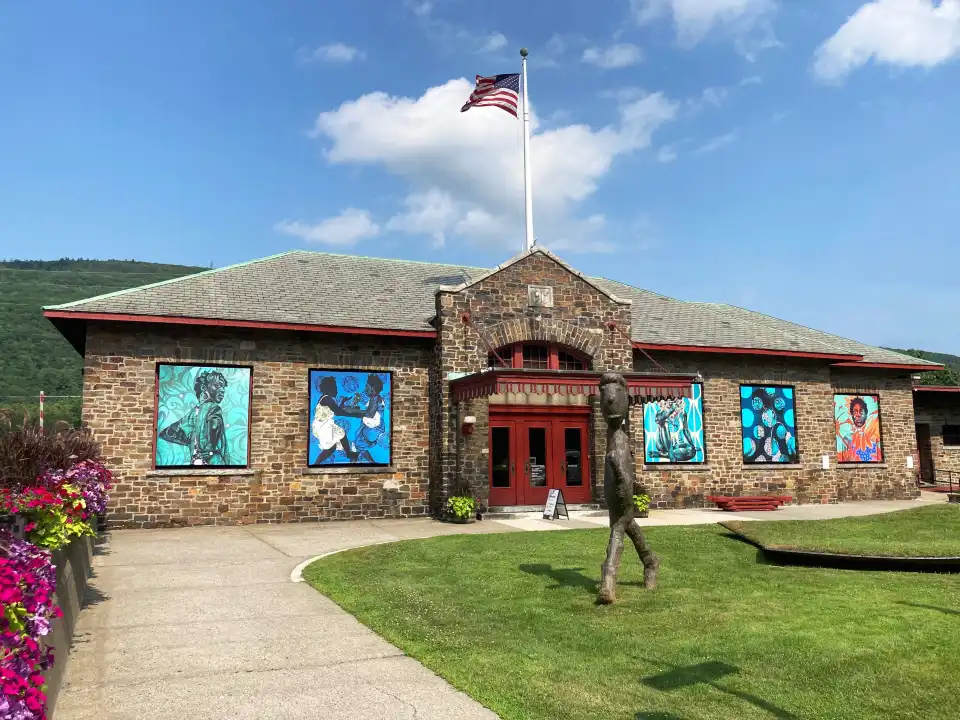 3_Brattleboro Museum & Art Center