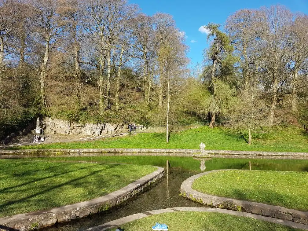 Hotels near St. Patrick's Well