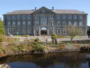 Belleek Visitor Center