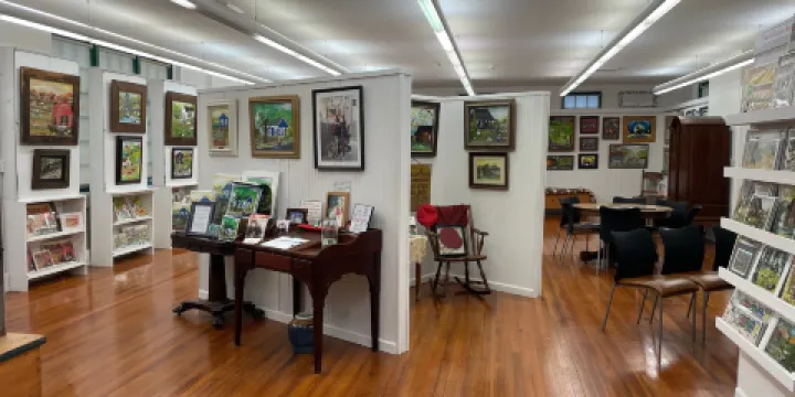 Alice Moseley Folk Art and Antique Museum