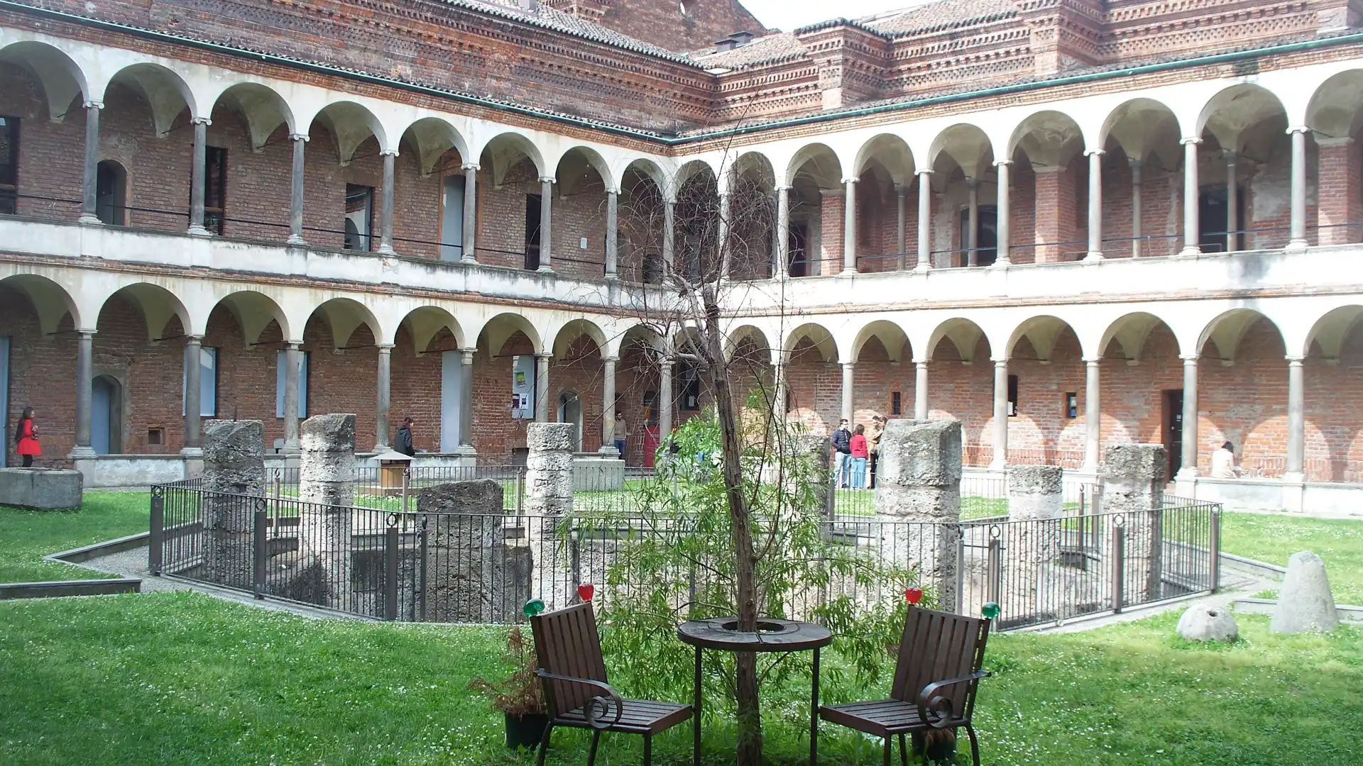 Hotels near Ospedale Maggiore Ca' Granda Universita Statale