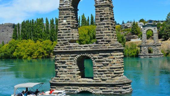 Clutha River Cruises