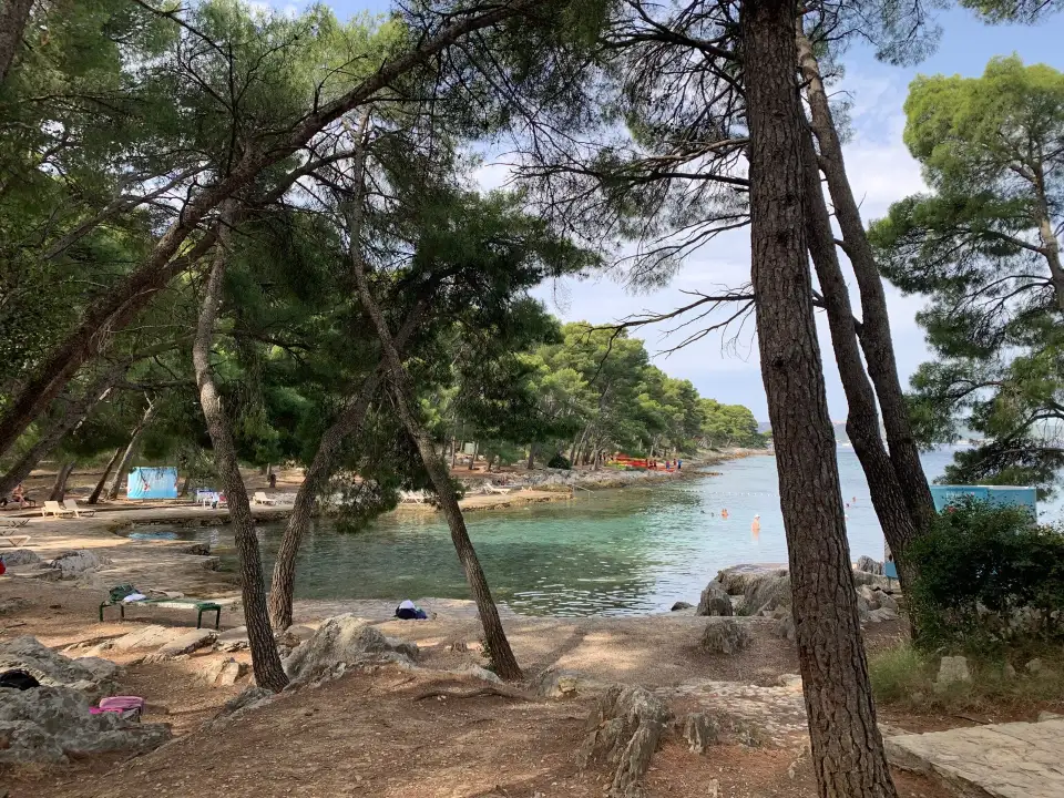 5_Bene Beach
