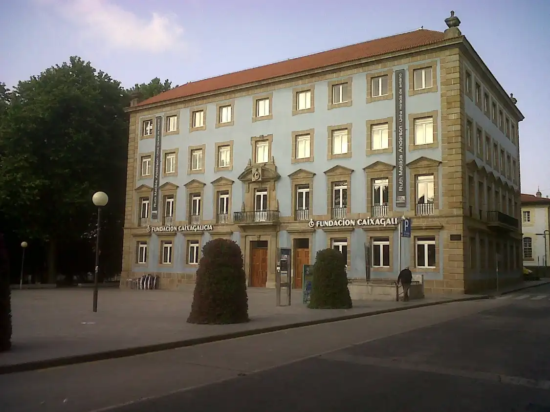Hotels near Fundacion Caixa Galicia