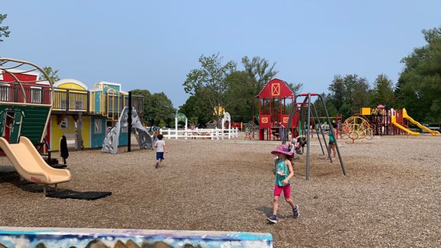Mooney's Bay Park and Beach