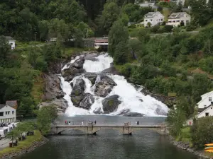 Hellesyltfossen