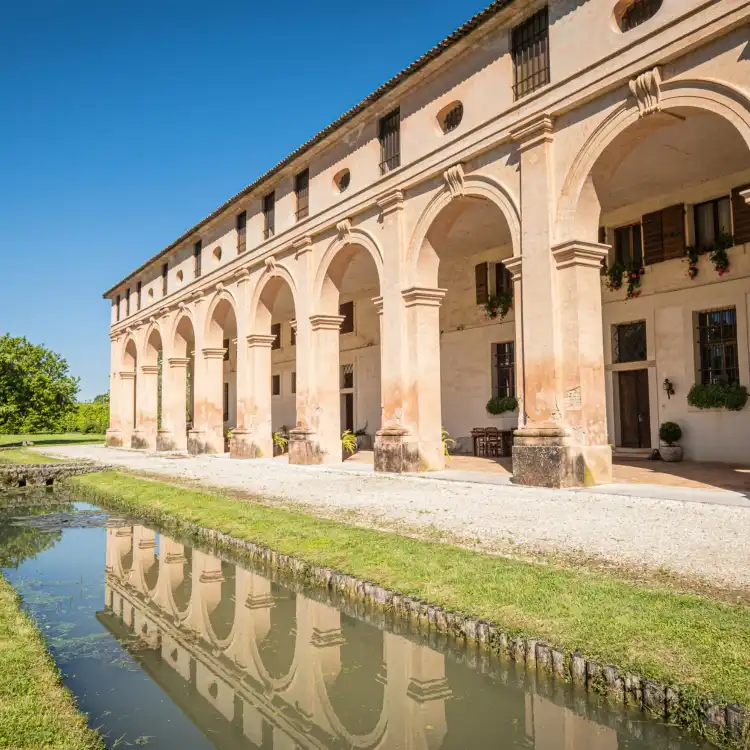 Hotels in Volpago del Montello