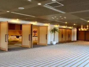 Banquet Hall / Oiso Prince Hotel