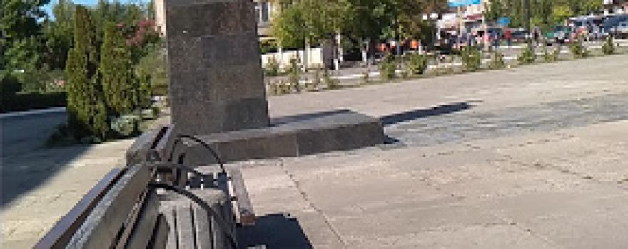 Pam'yatnyk Tarasovi Shevchenku