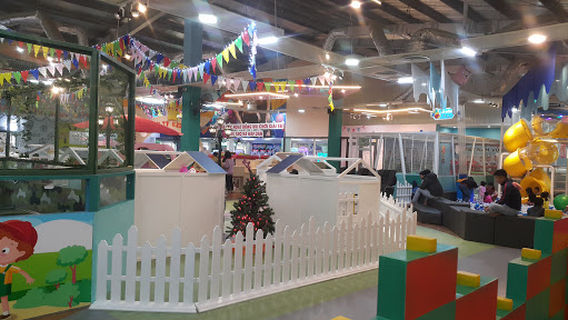 Thế Giới vui chơi Ty Ty Kids