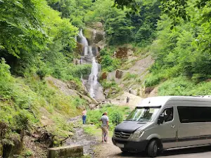 Karimana Waterfall
