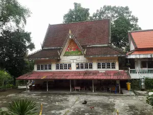 Wat Khao Kaew Wichian