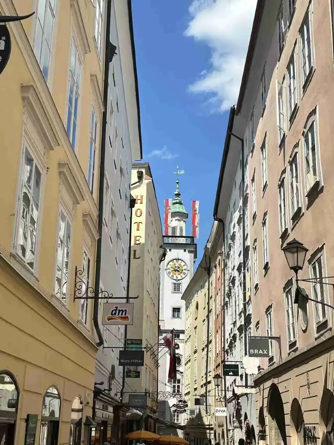 Hotels near Getreidegasse
