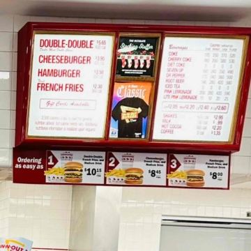 イン・アンド・アウト・バーガーのおすすめメニュー・口コミ・営業情報