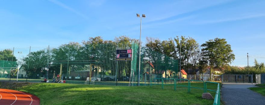 Stadion sportowy im 700 lecia Pszczółek