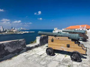 산 카를로스 데 라 카바냐 요새