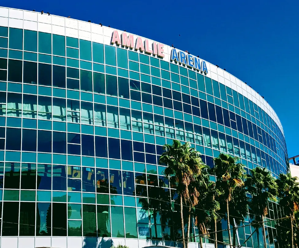 3_Benchmark International Arena