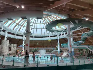 Aqua Dome