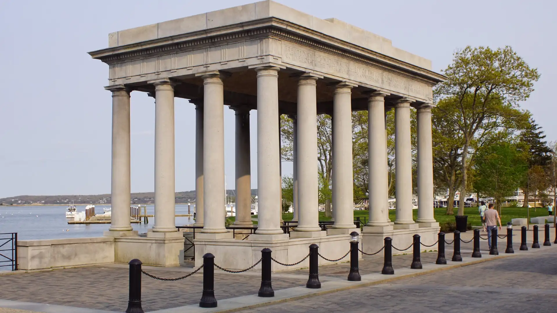 Hotels near Plymouth Rock