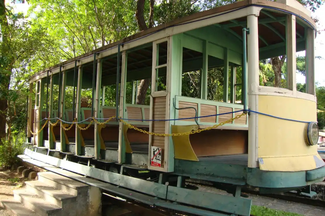Hotels near Homem do Nordeste Museum