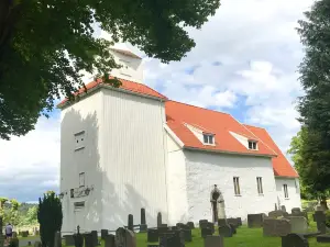 Fjaere Kirke