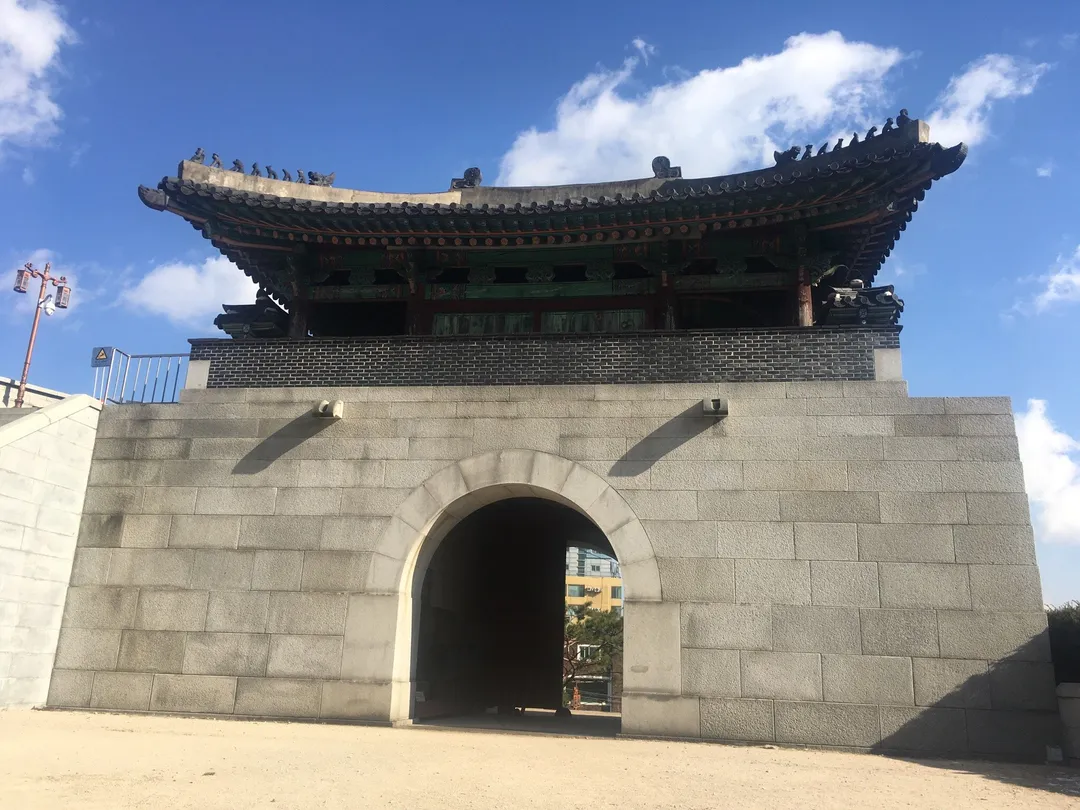 1_Hyehwamun Gate (Dongsomun)