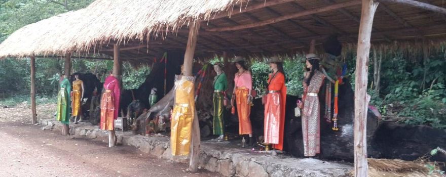 Tham Phet Pho Thong