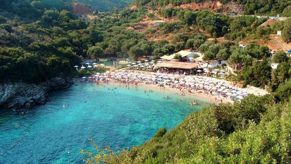 Mikri Ammos Beach
