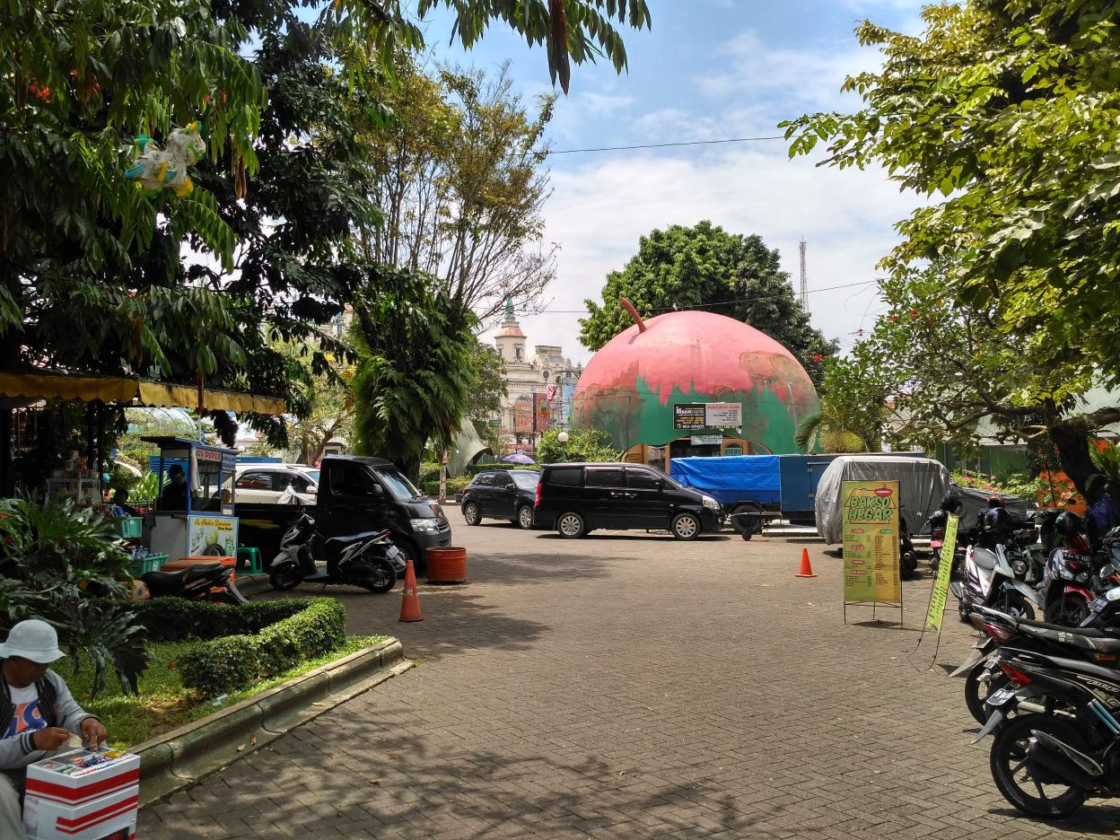 Taman Topi Bogor