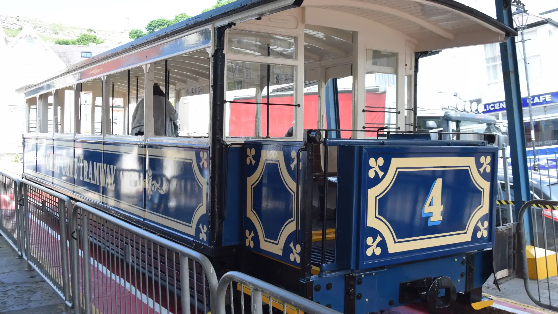 Hotels near Llandudno railway station