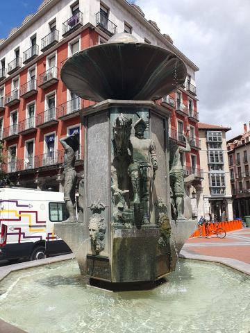 Fuente Dorada
