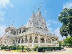 Shree Swaminarayan Mandir Chhapaiya
