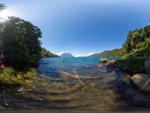 Lake Gunung Tujuh