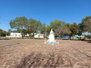 Plaza Marciano Verón ( Centenario )