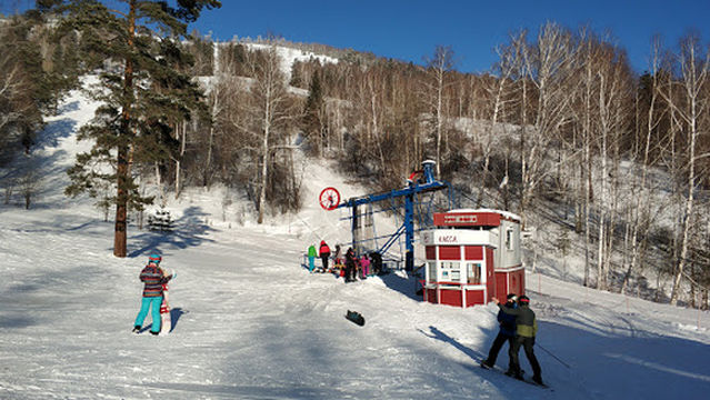 GLTS "Cherry Hill" village. Vishnevogorsky