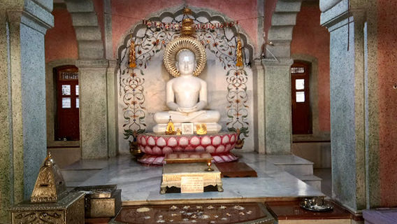 Digambar Jain Temple, Muktagiri