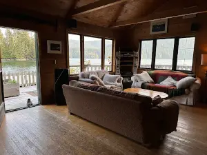 Blackfish Lodge