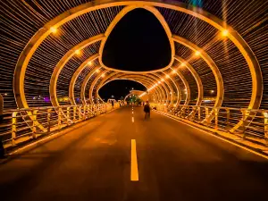 Jembatan Wisata Pantai Boom