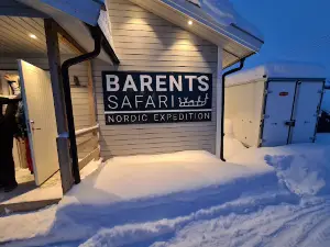 Barents-Safari (King Crab Safari by snowmobile)